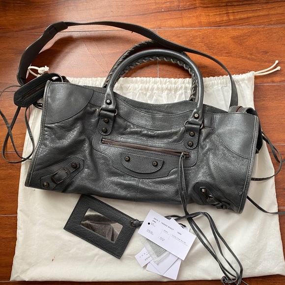 **SOLD**Authentic Balenciaga Classic Part Time - Picture 1 of 10